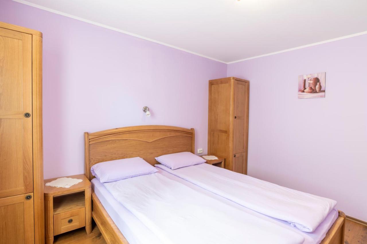 Guest House Roden Dom Koprivştitsa Dış mekan fotoğraf