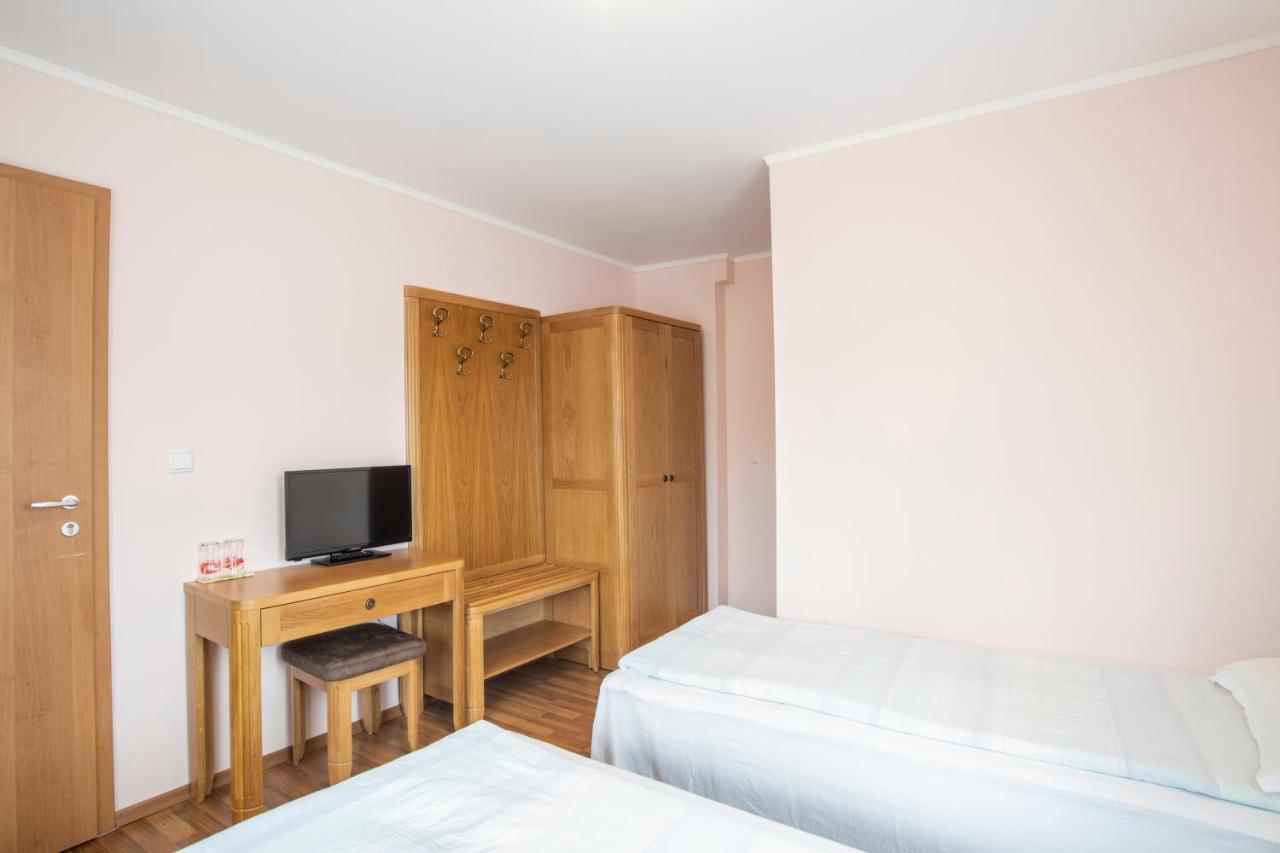 Guest House Roden Dom Koprivştitsa Dış mekan fotoğraf