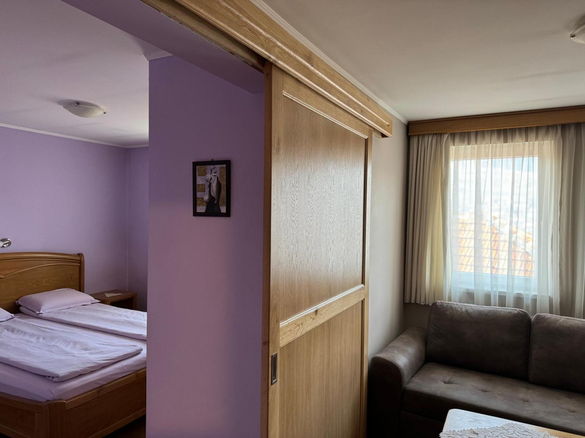 Guest House Roden Dom Koprivştitsa Dış mekan fotoğraf